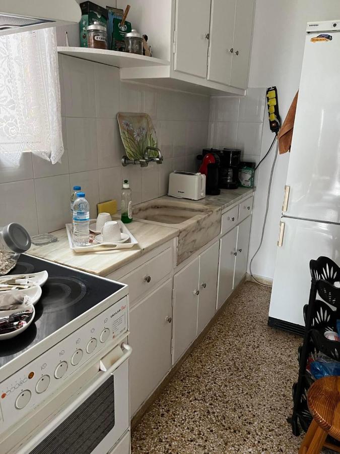 Sea View Apartments Near Athens Airport Луца Экстерьер фото