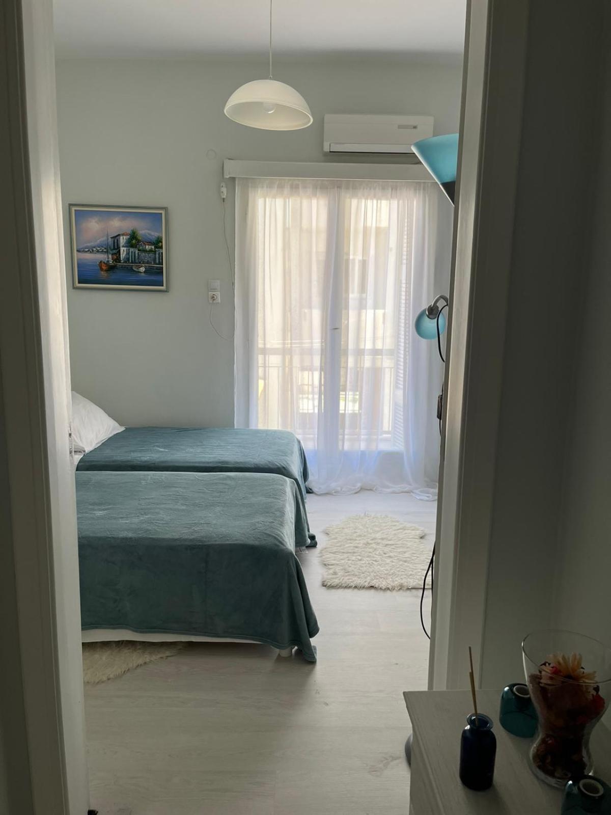 Sea View Apartments Near Athens Airport Луца Экстерьер фото